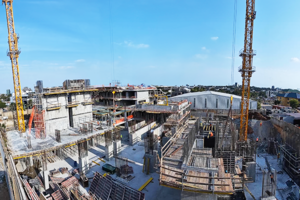 Selton-Skye.pngxfcxgfsa